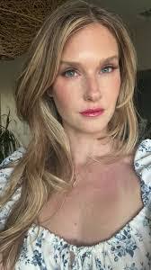 Ashley Marcellus's Instagram, Twitter & Facebook