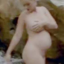 Has katy perry been nude