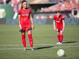 Последние твиты от nadia nadim (@nadia_nadim). Nadia Nadim From Afghan Refugee To Psg Striker