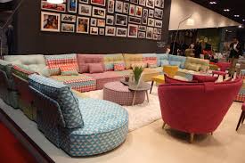 It's tight cushions and wooden frame give this style a look that's purely traditional and make it ideal for a more formal living or seating. 22 Most Common Types Of Couches And What Makes Them Special