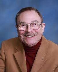 Dennis Beaver's Instagram, Twitter & Facebook