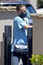 January 12, 2021 by don braun |leave a comment. Natalie Portman Out In Sydney S Eastern Suburbs 02 05 2021 Celebmafia