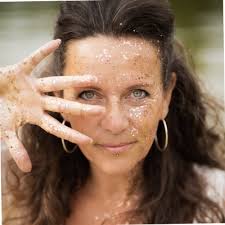 Een nieuw jaar, een nieuwe baan! Ik ben verheugd te delen dat ik het…