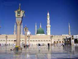 Maybe you would like to learn more about one of these? Beautiful Masjid Nabvi Picture Http Wallpapers Ae Beautiful Masjid Nabvi Picture Html Masjid Great Mosque Of Cordoba Islamic Wallpaper