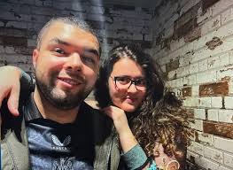 Dr Robert's Guitar Surgery