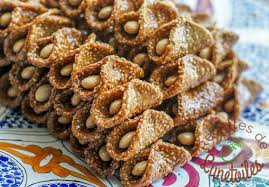 Babouches Aux Sesames Et Miel Amour De Cuisine Recette Gateau Oriental Facile Recette Gateau Marocain Recette Gateau Oriental