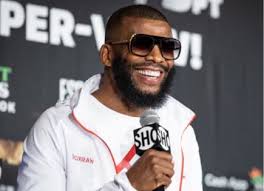 Jack represented the gambia at the 2008 olympics as an amateur. 6qntwi09a Ewum