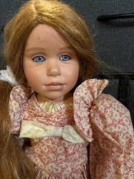 Muñeca de espíritu positivo