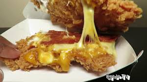 It's meat on meat on meat! Taste Test Kfc Zinger Double Down All Meat No Bun Youtube