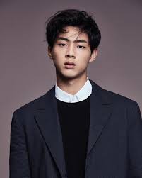 The actor entered jyp entertainment as an actor trainee (not as an idol trainee) when he was around 20 years old. Ji Soo Age Height Tv Shows And Girlfriend Kami Com Ph
