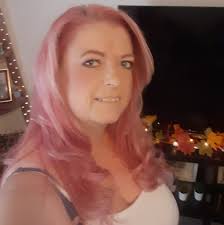 Am I able to put small sausage rolls in and will they be golden