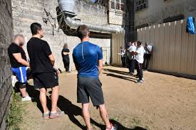 A La Maison D Arret De Tulle Le Sport Pour S Evader Un Peu Et Adopter Des Valeurs Porteuses De Vivre Ensemble Tulle 19000