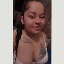 Why do people dislike Nancy's character in The Oval?