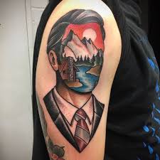 Low quality photos (post will be removed). Extreme Needle London Tattoo Shop Body Piercing