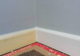 These paints are better suited for spraying, than for brushing. Water Based Or Oil Based Paint Gloss And Satinwood Decorator S Forum Uk