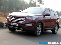 For models of the hyundai santa fe in 2014 were used the following colors in the color of body: 2014 Hyundai Santa Fe Test Drive Review
