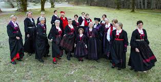 Magasin for bunad og folkedrakt | bunad magasinet. Kvinnherad Bunad Kvinnhersbunaden Ei Noktern Festdrakt