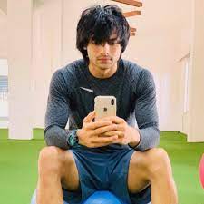 Pti most mentioned athletes on instagram over the course of the games globally was neeraj chopra, simone biles, rayssa leal, greysia polii and apriyani rahayu. Neeraj Chopra Really Is The Golden Boy These Photos Are Proof