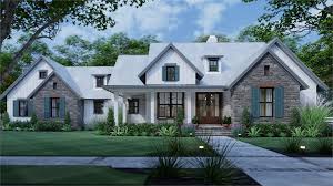 But there's much more than just mixing older and newer elements. Beautiful 3 Bedroom Farm House Style House Plan 7844 Mill Creek Farm