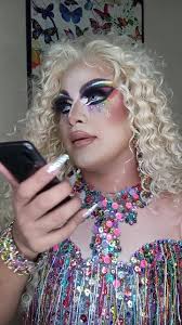 1500 es hora y media: Servicio a domicilio con preservativo