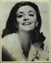 A press photo of Anna Maria Alberghetti when she appeared in the Top's 1978  production of The Sound of Music. One of the local critics was none too  kind. His choice of