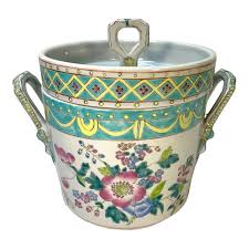 Vintage Chinese Porcelain Famille Rose ...