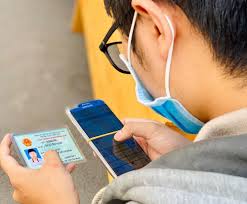 Lực lượng chức năng đã khống chế và đưa người phụ nữ đến trung tâm y tế huyện chợ gạo để làm việc. Tp Hcm Triá»ƒn Khai Khai Bao Y Táº¿ Ä'iá»‡n Tá»­