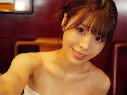 永井瑪莉亞就愛男生手足無措！攜手潮牌S◯XSOCKS 聯名展現火辣曲線！【老司J開車】 - JUKSY 街星