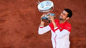 Will the world no 1's experience trump the greek's youthful exuberance at roland garros on sunday? Novak Djokovic Of Serbia Beat Greece Stefanos Tsitsipas To Win French Open 2021 Mens Singles Clinch 19th Grand Slam Novak Djokovic Captures French Open 2021 Wins 19th Grand Slam Singles Title Cricket Surf