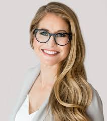 Cassie Boggs's Instagram, Twitter & Facebook