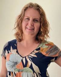 Ashleigh Stratton's Instagram, Twitter & Facebook