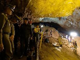 Great cave of the sleeping lady) and. Soccer Team Found Alive After 9 Days Trapped In Cave In Thailand