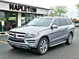 2014 Mercedes Benz Gl Class Gl450 In Silver From Its Bold Grille To Its Muscular Rear Fenders And Wrap Mercedes Benz Gl Class Mercedes Benz Gl Mercedes Benz