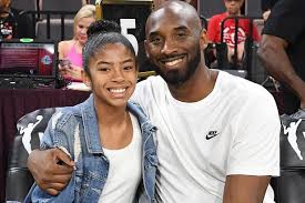 Just like any other successful sportsperson, kobe bryant was among the few people who trained much more than his teammates. Kobe Bryant Fans Schaffen Riese Strasse Wandmalereien Der Tragischen Basketball Star Aktuelle Boulevard Nachrichten Und Fotogalerien Zu Stars Sternchen