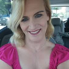 Gigi Steele (@steeleyed4biz)