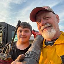 What drill is suitable for planting in thick thatch with easy transport?