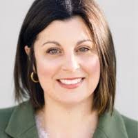 Tara Bartlett's Instagram, Twitter & Facebook