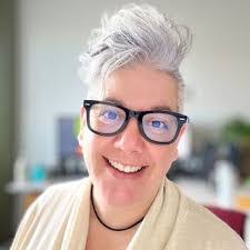 Anna Overman's Instagram, Twitter & Facebook