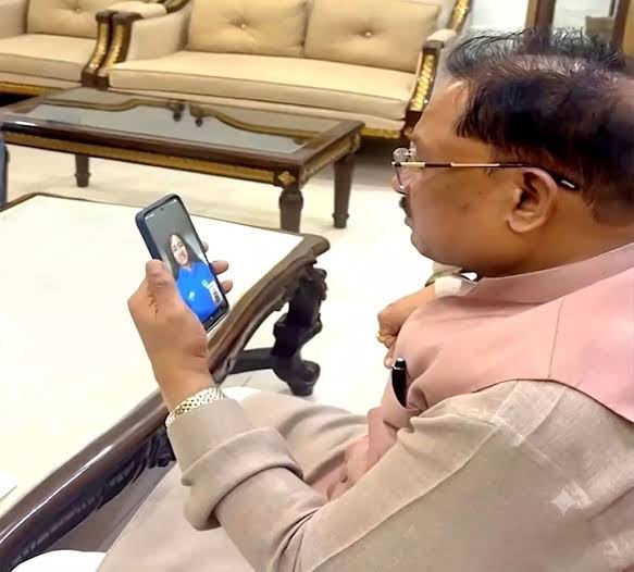 विश्व मंच पर छत्तीसगढ़ की बेटी का दमदार प्रदर्शन, CM देव साय ने वीडियो कॉल पर दी बधाई – अमृत संदेश
