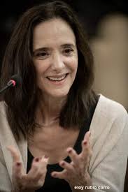 Ana Torrent pasea su mirada profunda de niña tímida por las calles de  Astorga antes de recoger el Premio de Honor del Festival de Cine