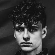 Andy Ledbetter's Instagram, Twitter & Facebook