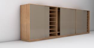 Der simple schiebetürenschrank mit türen ist der klassiker in deutschen büros und ist die richtige wahl, wenn sie ordnung im büro schaffen wollen sowie ihre dokumente vielleicht griffbereit nahe am arbeitsplatz lagern wollen. Buroschrank Nach Mass Deinschrank De