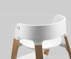 Stokke Steps Ein Einzigartiges Modulares Sitzsystem Passt Sich Ihrem Kind Schritt Fur Schritt An Einzigartiges Ihre Babystuhl Plastikstuhle Moderne Stuhle