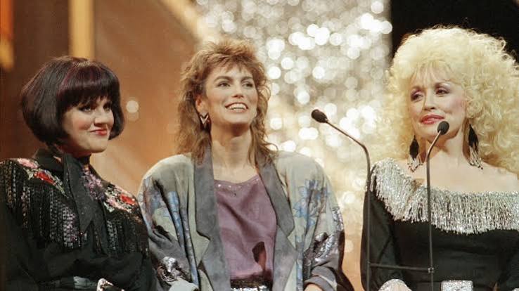 Dolly Parton, Emmylou Harris, Linda Ronstadt on 'Tonight Show'