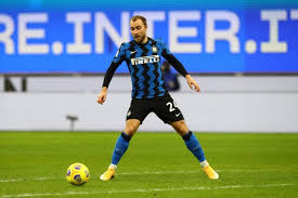 Considerato il doppio impegno in coppa italia, ecco che dovremmo vedere domani in campo, chi ha beneficiato di un poco di riposo durante la sfida contro la juventus dello scorso martedi: Qpv6mchnmevc4m