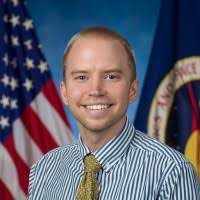 3700+ perfiles de «Shuster»