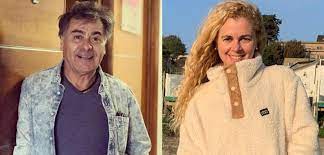 La noticia fue confirmada por el propio actor al programa intrusos donde aseguró que la decisión la tomaron hace poco tiempo. Titi Garcia Huidobro Muestra Lo Linda Que Esta Su Hija Con Pato Torres Tecache Cl