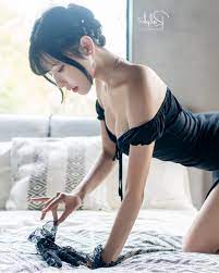 中国台湾模特依霜ゆい福利图赏童颜巨乳性感萌妹-45看点