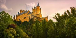De segovia se encuentran los alojamientos entreacebedas, dos acogedoras casas de alquiler íntegro en el más puro entorno rural. Casas Rurales Segovia Solo Alojamientos Oficiales