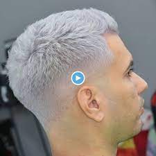 Coiffure Detruite Dans Un Carre Feminin Coloration Cheveux Homme Cheveux Gris Homme Modele Coiffure Homme